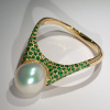 Gold, emeralds, pearls